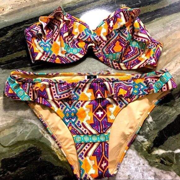 MINKPINK Other - Revolve MINKPINK ruffled bikini